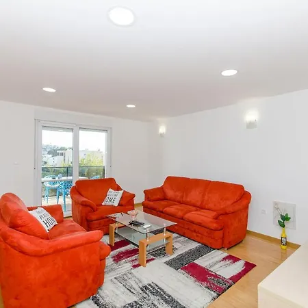 Niko Appartement *
