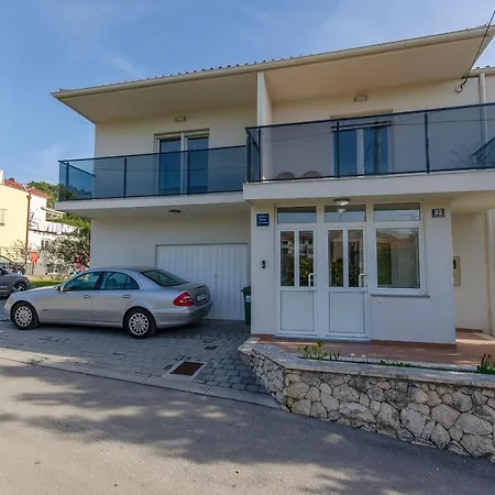 Appartement Niko Podstrana