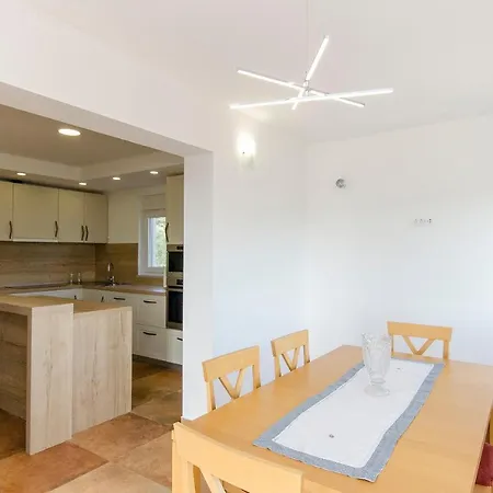 Niko Appartement *